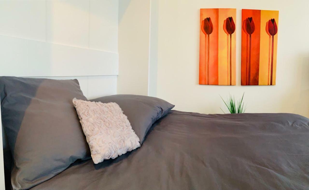Moderner Bungalow, 20 Minuten Bis Hannover City, 24H Check-In Garbsen Extérieur photo